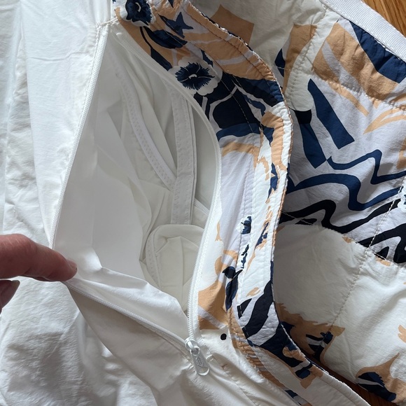 Free People Pippa Printed Packable Puffer Jacket Size  Small Polar Bear NWT - Picture 15 of 17